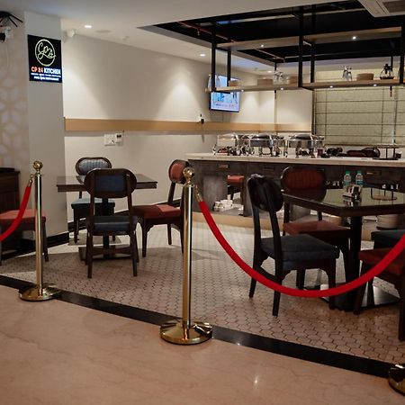 Belvedere Suites Greater Noida Εξωτερικό φωτογραφία